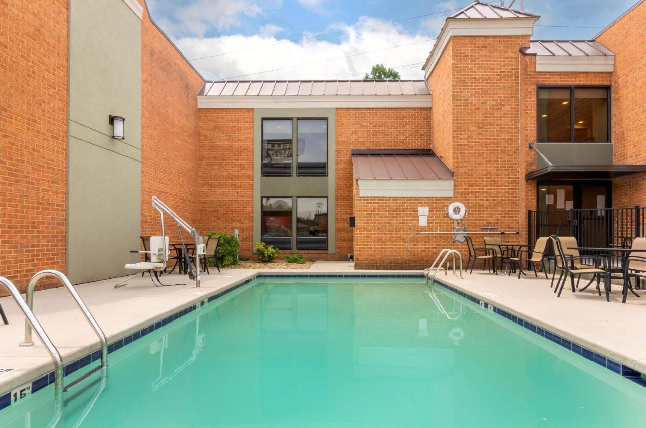 Best Western North Roanoke Troutville Esterno foto